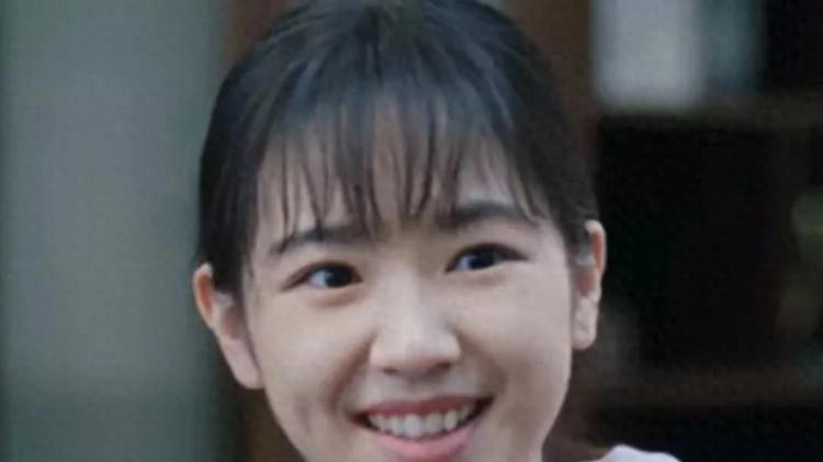 大河之水：王瑞欣太圈粉了，真正的天然美女，让我追剧的唯一动力