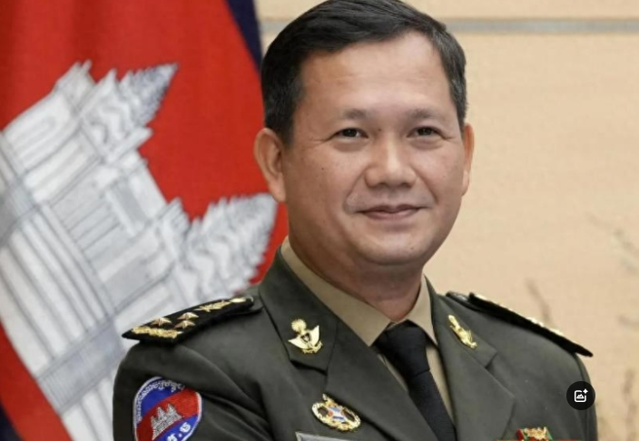 三天攻下柬埔寨？泰国外长赴美求助，47国收到通知，中方亮出四字忠告。
 
泰柬两