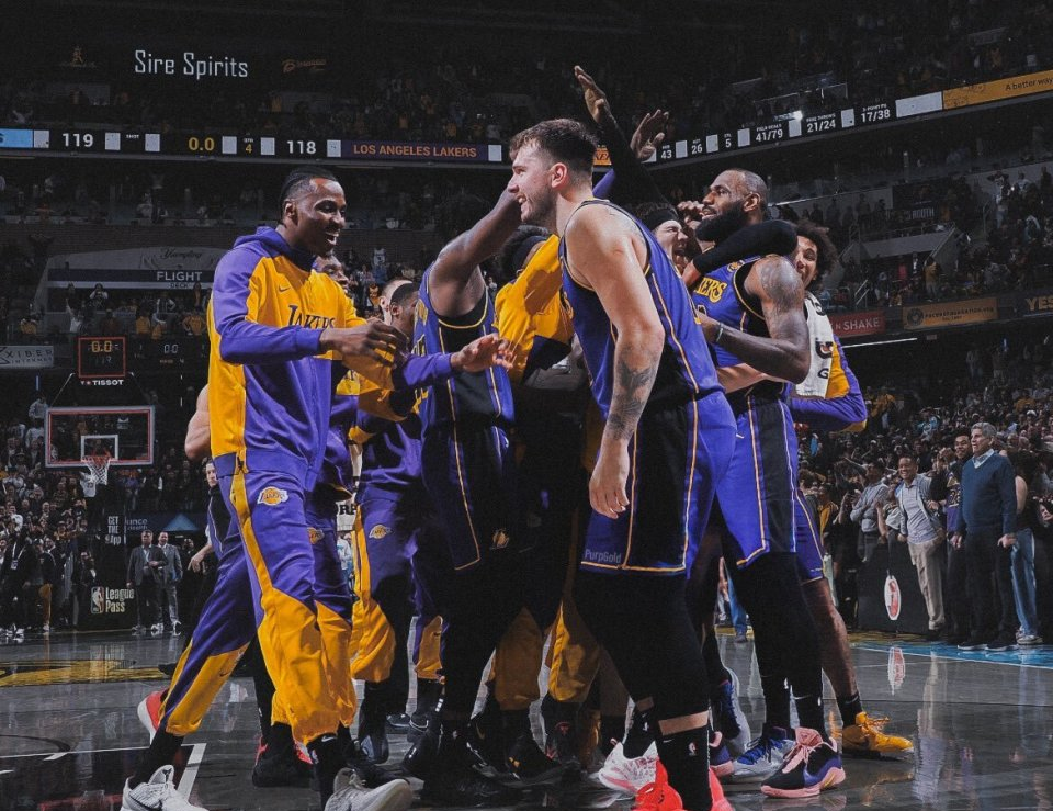 北京时间3月28日，NBA官方公布了湖人与步行者比赛最后2分钟的裁判报告，其中出