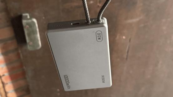 磁吸充电宝品牌排行榜：五大品牌实测无线充电宝推荐，苹果充电宝怎么选？精选避坑指南！