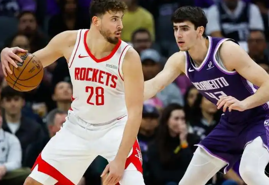 北京时间12月24日，今日的NBA常规赛11点以后开球的有3场比赛：
11：00