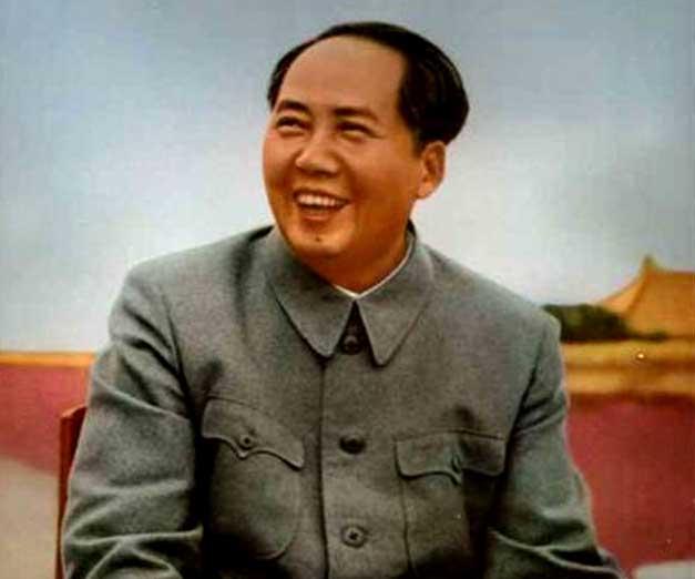 毛主席曾经说，我用一根白头发，打赢了三大战役。
这是什么意思呢？
这个故事，是毛