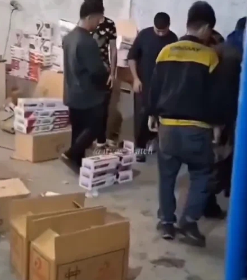 一勺烩，伊朗警方突袭工厂端掉摩萨德间谍网！

6月30日，伊朗公布震撼画面，伊警