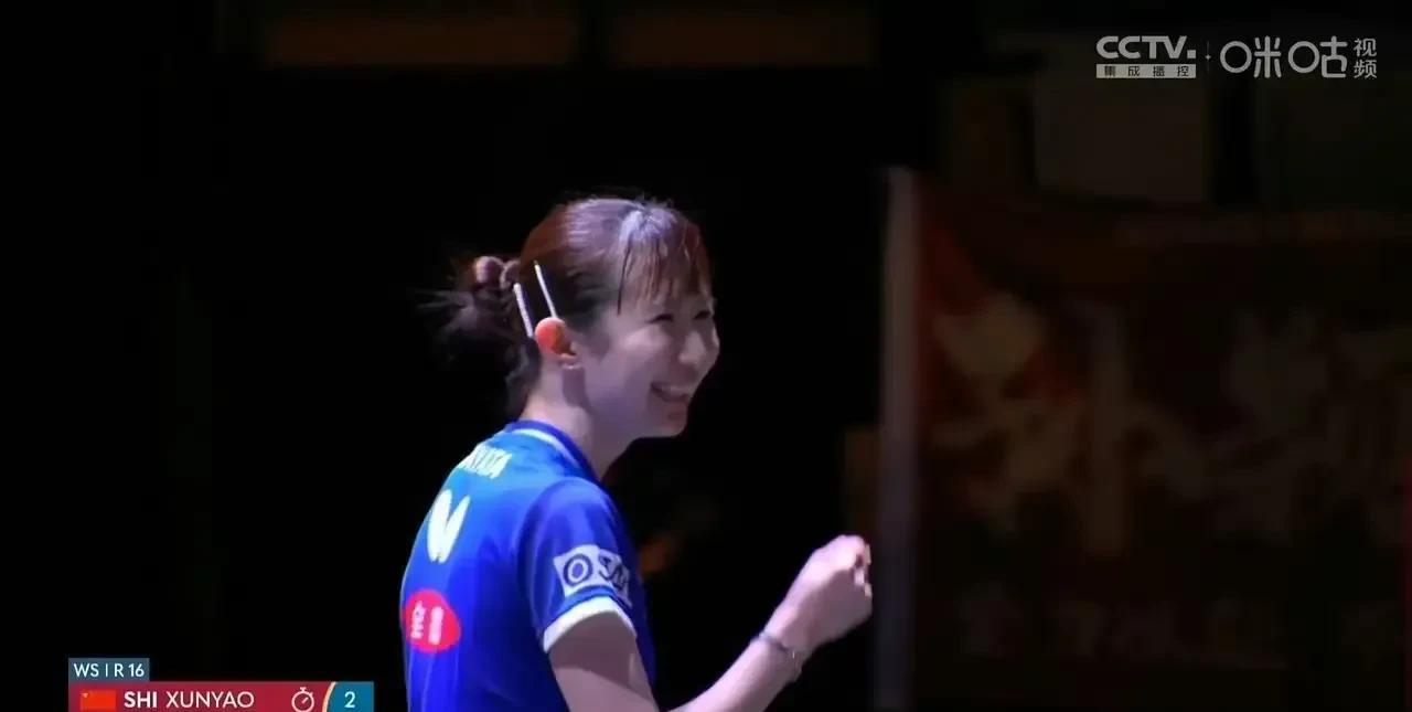 石洵瑶2-4早田希娜
止步多哈世乒赛女单16强
（5-11 11-8 11-8 