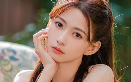 台风夜她为白月光十八个电话催命，我关机睡到自然醒