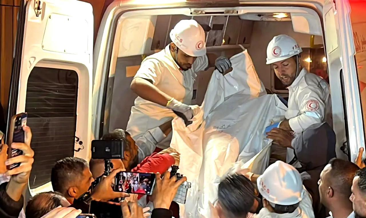 前两天美国媒体曝光了医护人员在加沙遭枪击的视频，现在以军承认了相关战争罪行。以军