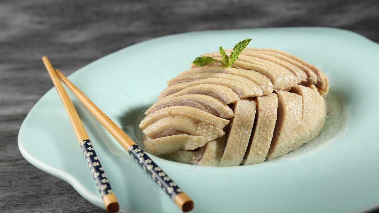 春节期间来“南京”吃啥？试试这10大名菜，好吃不贵，地道金陵味