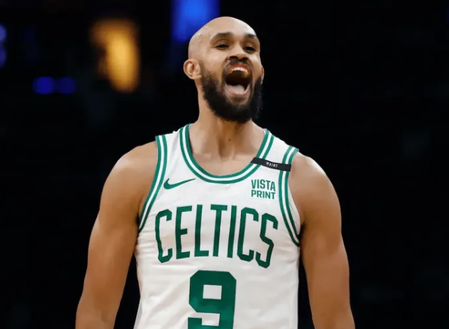 NBA常规赛，凯尔特人131-95击败灰熊。
赛后凯尔特人主帅乔-马祖拉接受了记