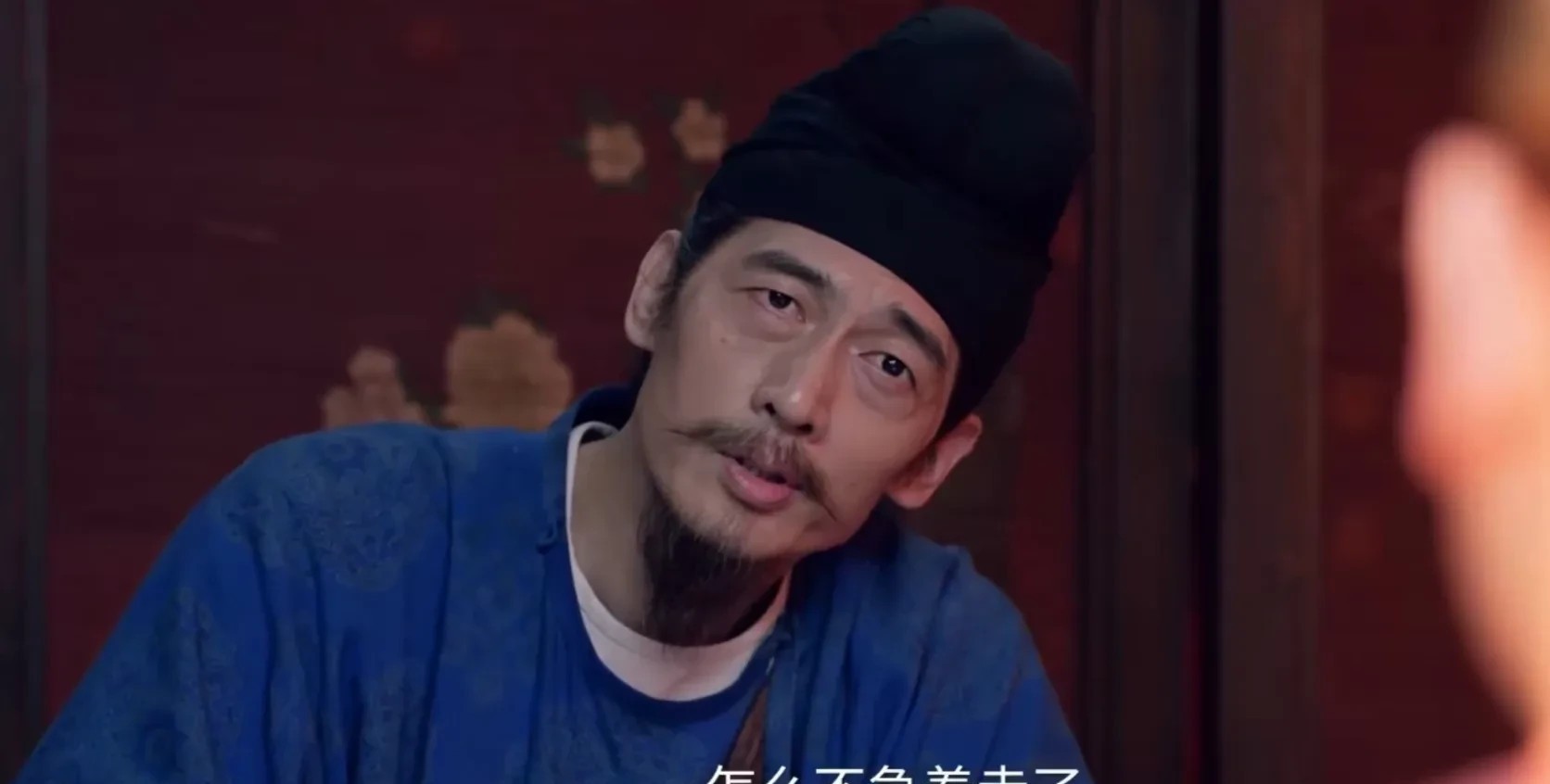 《长安的荔枝》:郑平安为了给父亲报仇，决定留在岭南。面对他的去而复返，刺史何有光