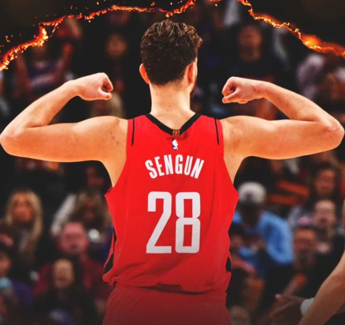 NBA常规赛：火箭客场114-92战胜太阳。
赛后，火箭社媒分享本场比赛获胜海报