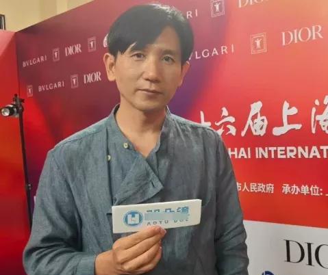 我好像明白赵丽颖为什么会找赵德胤了。
真是瞬间就理解她了。
特意查了一下赵德胤的