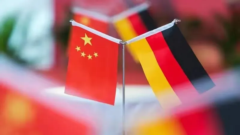 德国外长召见我大使强烈遣责我军用激光武器照射德军战机的危险行为
 据德国《图片报