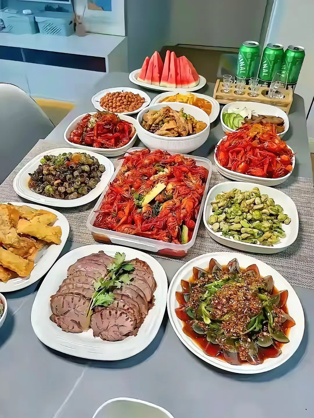 这个菜在湖北还可以哦。在饭店得多少啊，要1000元子吗？

