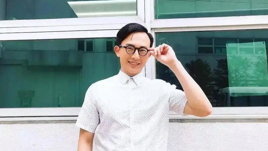 又一位小生离开TVB，因《爱回家》走红，现兼职当出租车司机