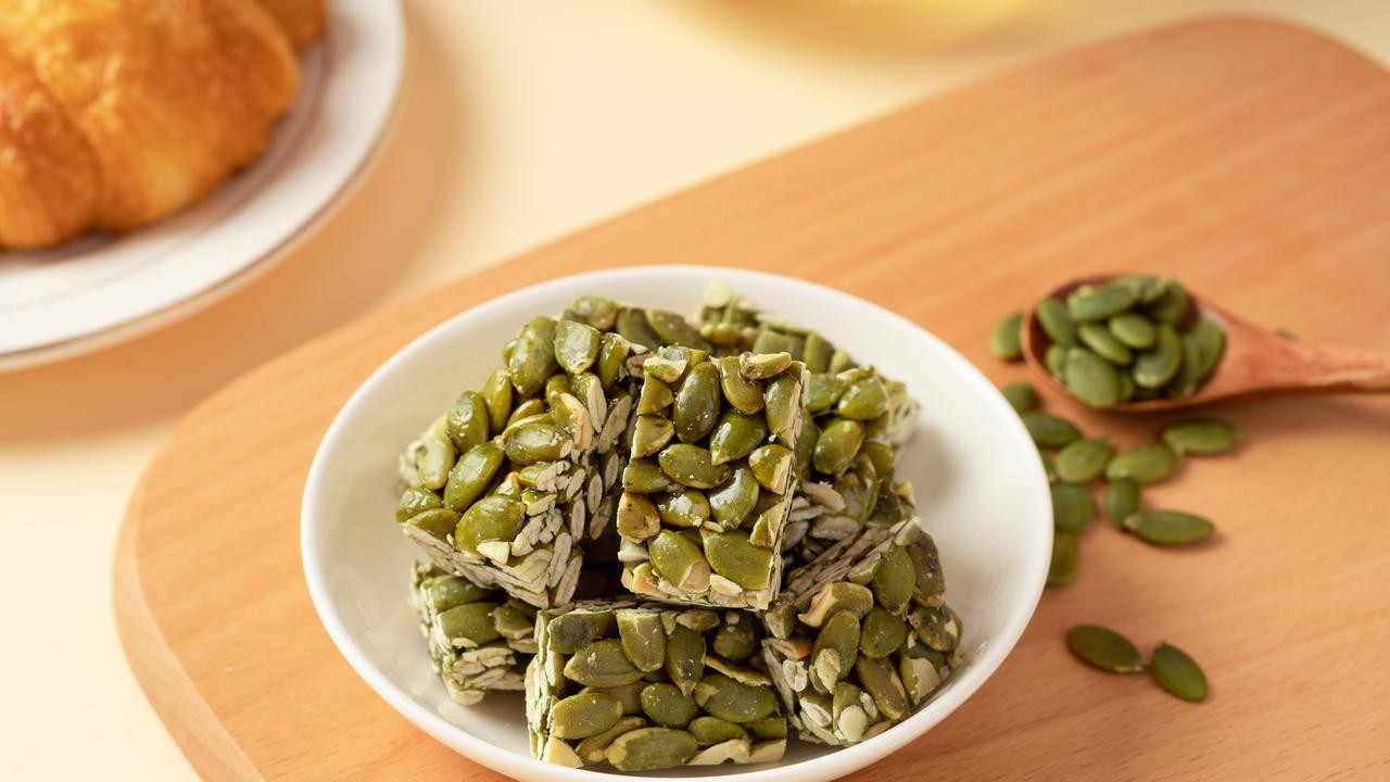 万辰集团如何靠9块9零食年入500亿？