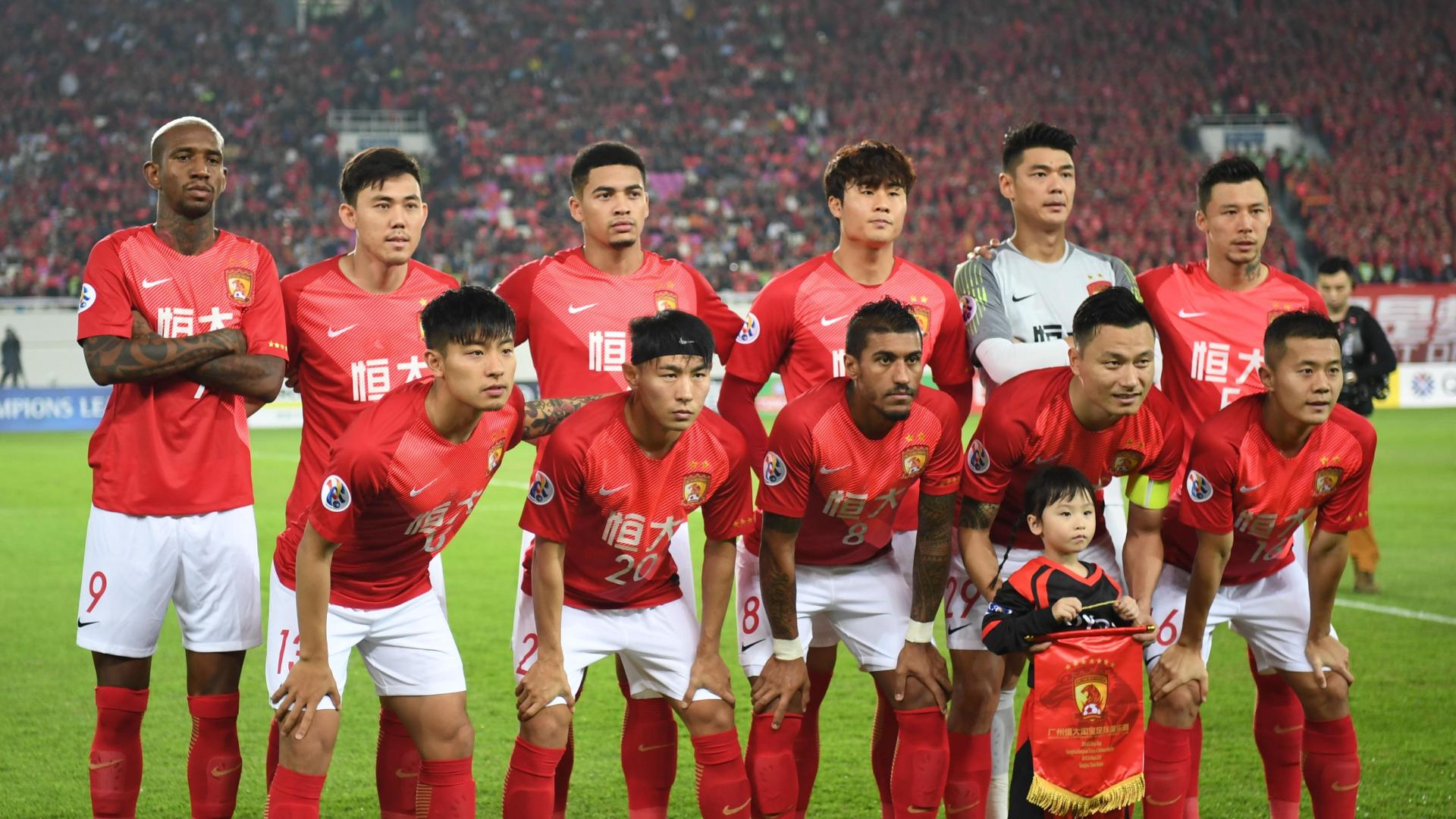 国脚徐新转会升班马云南玉昆，上港功勋离队折射中超格局新动向