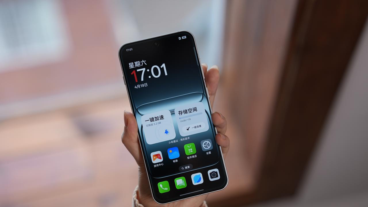 一加 13T 这颜值，真的太戳我了！