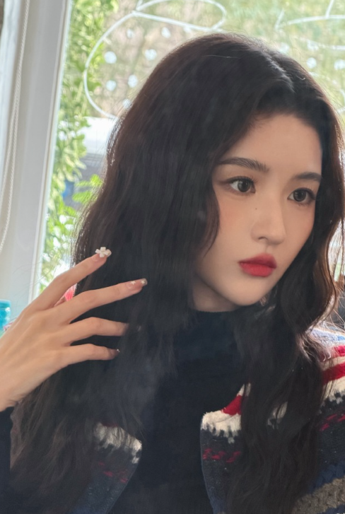 王玉雯的妆造，这感觉如何？