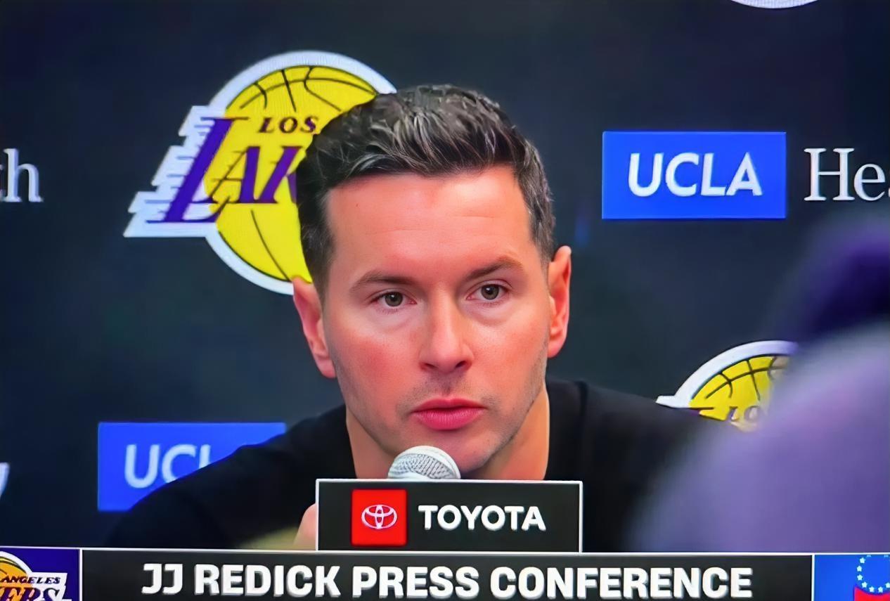 雷迪克盛赞年满41岁的詹姆斯：“他今晚做得特别出色的一点是高质量掩护，利用自身牵