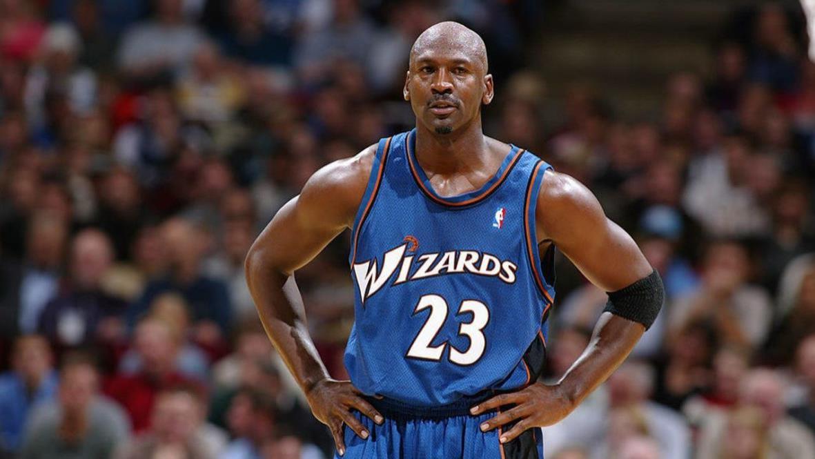 乔丹的逆袭：从奇才球员到黄蜂老板的传奇转身