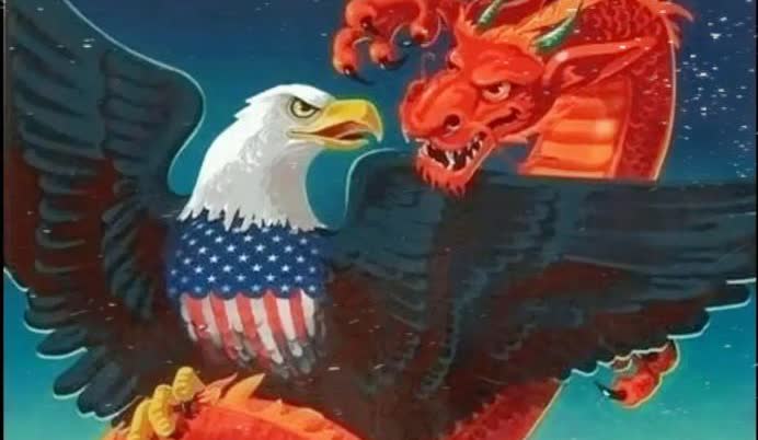 总有人说，

不少国家敢跟中国叫板，

却对美国服服帖帖，这哪是怕不怕的