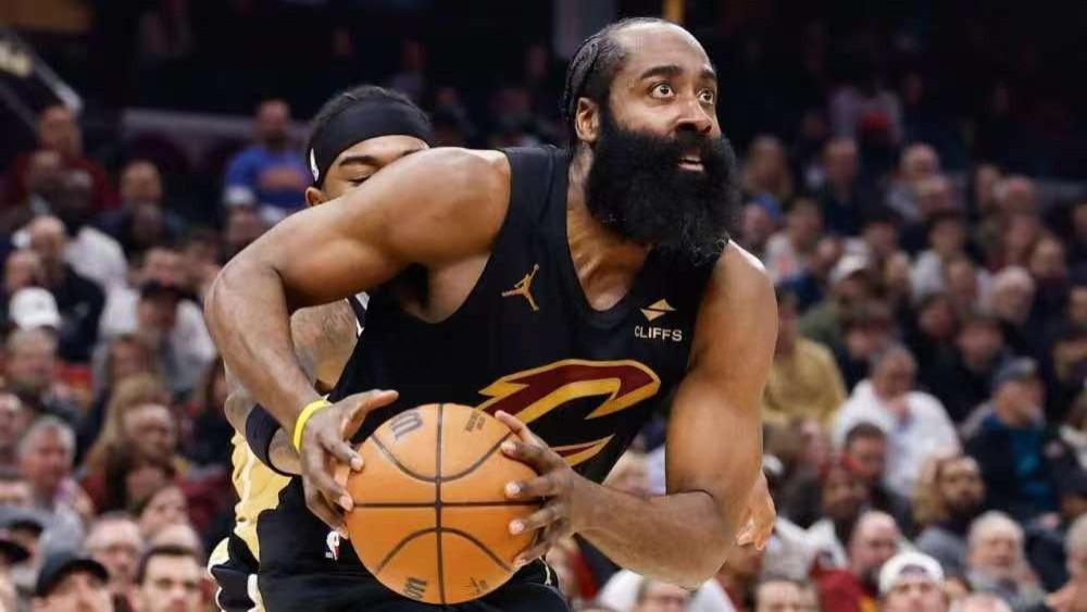 哈登11助盘活全队，从得分王到球队大脑，在骑士找到最舒服角色