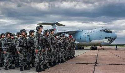 中国政府一贯秉持和平共处五项原则，主张各国间应相互尊重主权和领土完整，互不干涉内