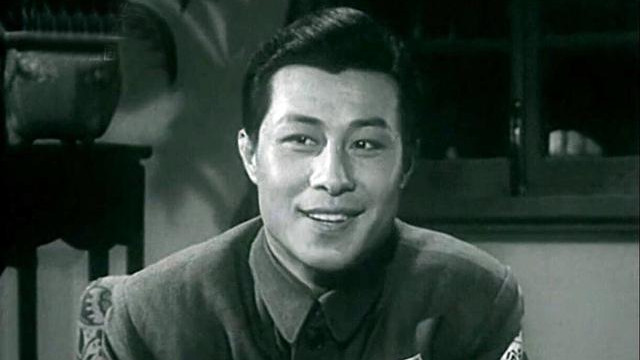 李炎和王心刚：割舍不断的战友情，如今一个91岁，一个已去世26年