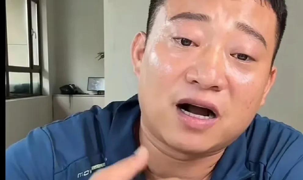 金刚感谢郭天龙在自己最难的时候给拿了120万！
              郭天