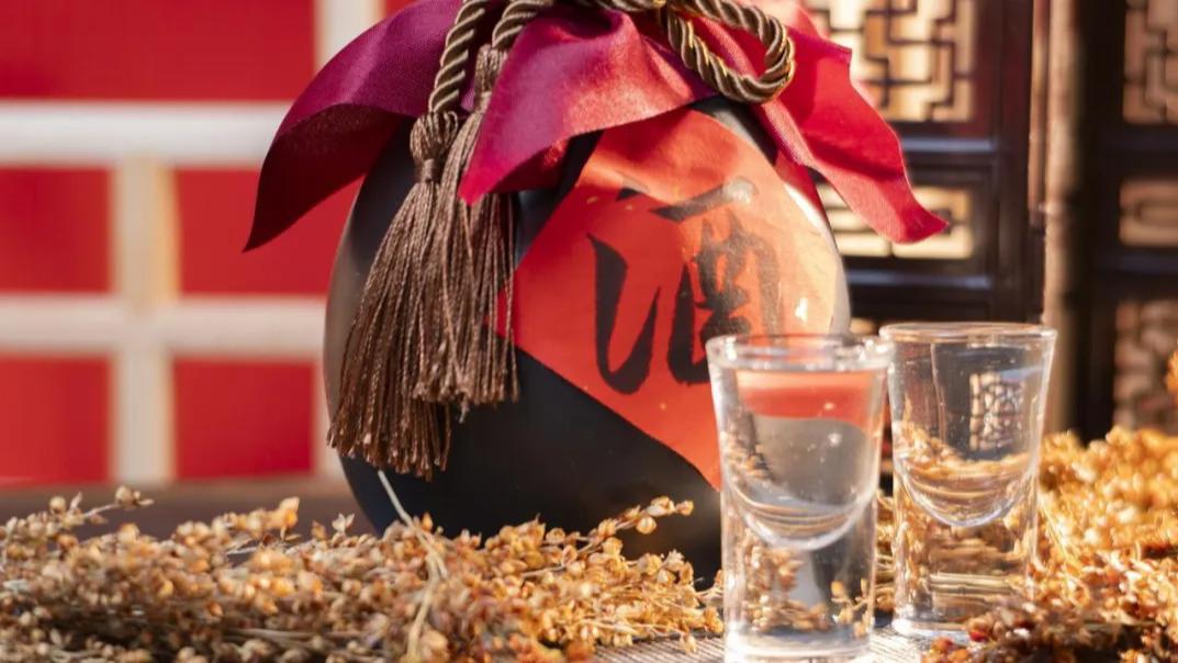 散酒告别“地摊经济”，谁在抢先升级？