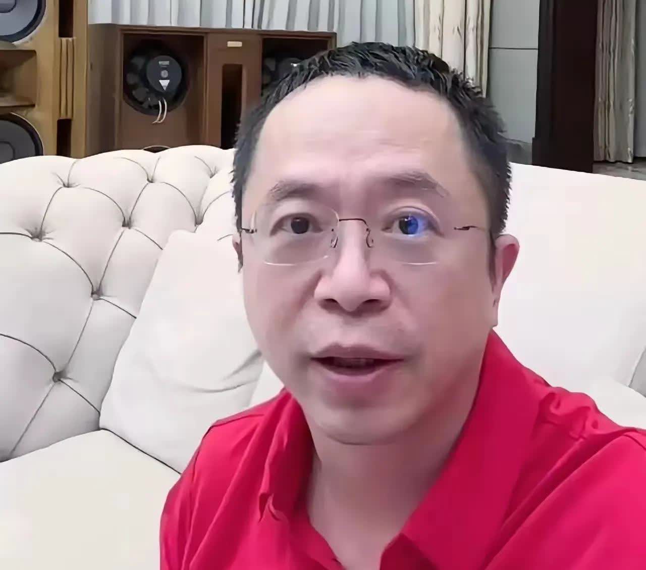 “是不是个傻子”
这个问题，感觉是国产电动车的发展速度远远超出认知范围，

