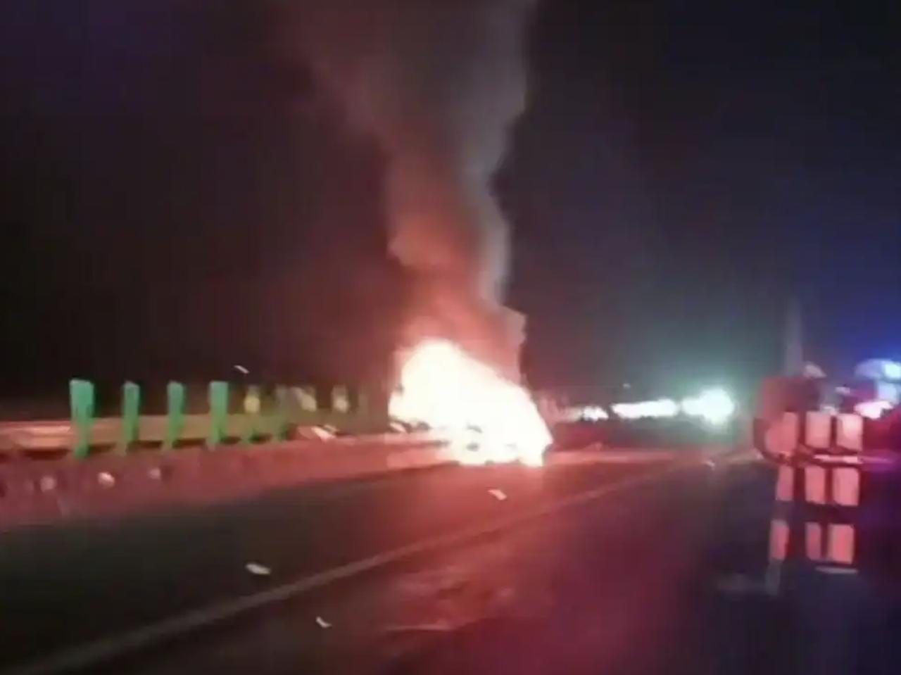 小米SU7爆燃事故的几个关键问题：
1、是驾驶不当，意外事故，还是车辆本身存在质