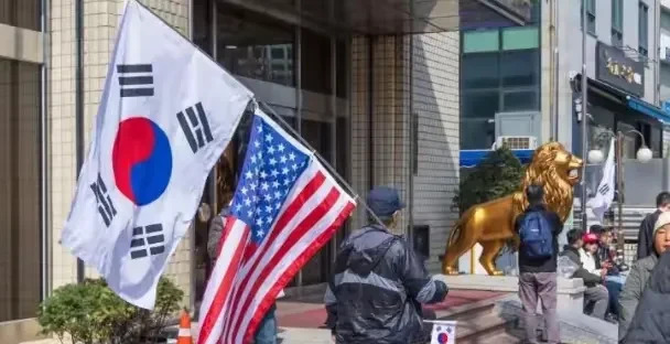 尹锡悦入狱，保守派反华，矛头指向中国











韩国前总统尹锡悦竟然