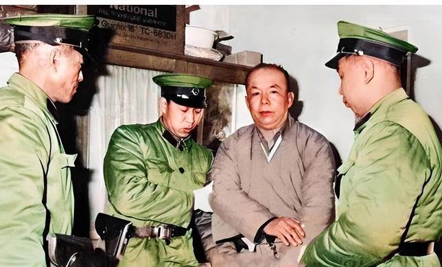1983年，最后一位军统特务“北京站站长”被捕，他潜伏北京多年，被捕时正在家悠闲