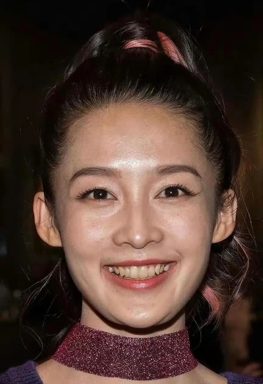 李沁无美颜生图，抛开美颜与滤镜，这颜值你能打几分？