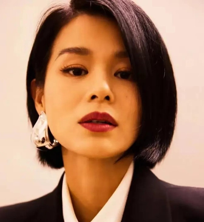 女星离婚原因及独立生活











娱乐圈好多女明星都离婚了，搞得大家