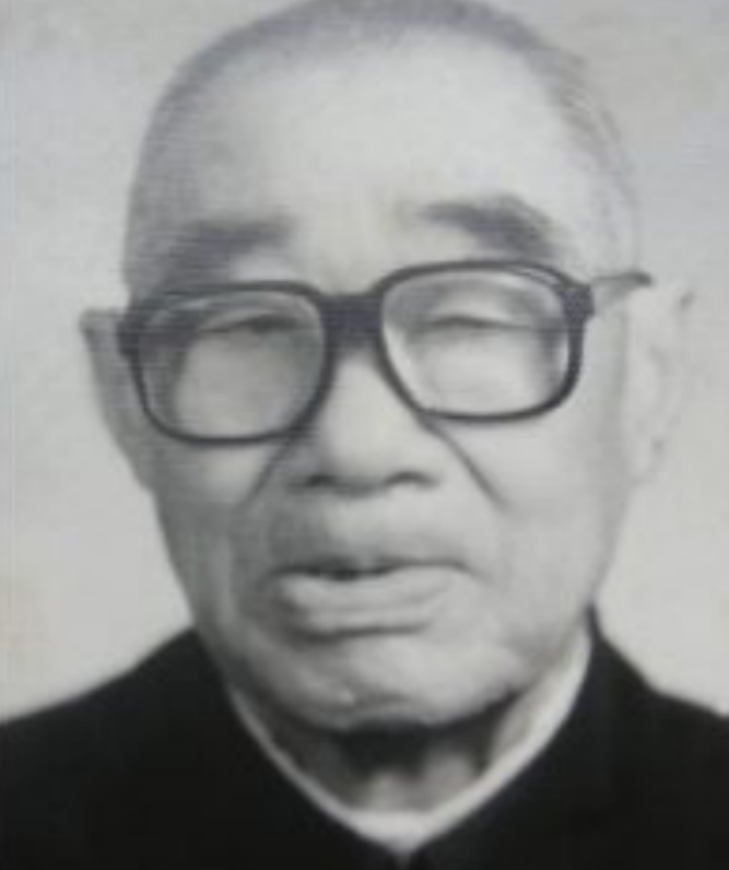1937年，一阵枪响过后，西路军的廖副营长中弹负伤，二十多个蒙古人冲过来抢走了他