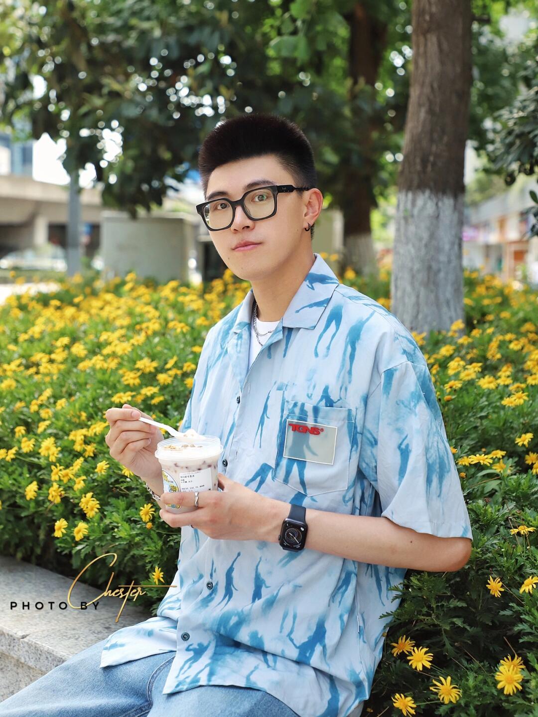 成都探店【料多到pu出来的嫩仙草牛乳冰😍