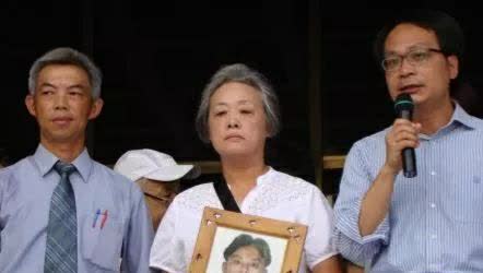 1997年，士兵江国庆强奸女童被判死刑，枪决前江国庆咬牙切齿地诅咒说:“人不是我
