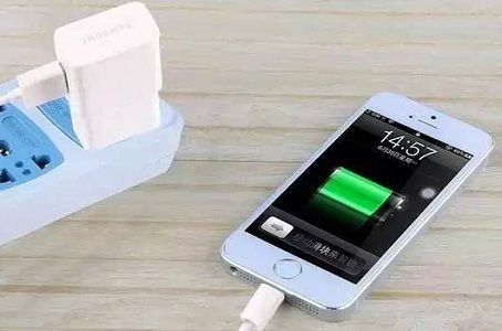苹果手机售价预计上涨！美国关税让iPhone成奢侈品了