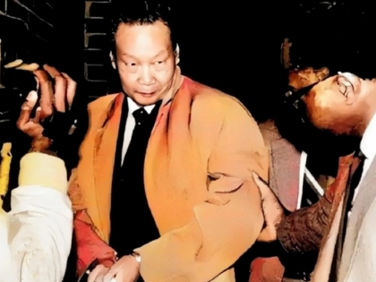 1985年，我国潜伏美国长达37年的王牌特工金无怠被捕，在面对严酷审讯时，他突然