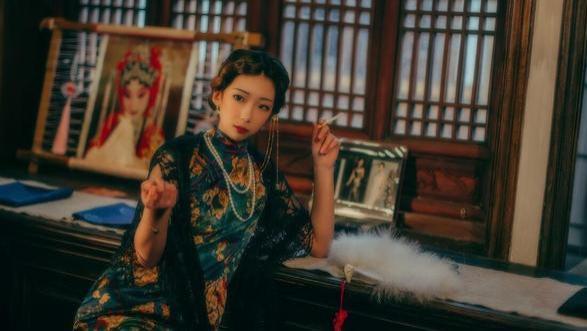段祺瑞夜里散步，正撞见三姨太和儿子，他的处理方式非常巧妙