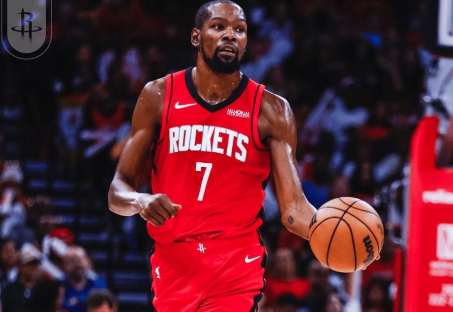 杜兰特绝杀牛逼，必须吹。
绝杀球彰显英雄本色。
可是，这么打就行？
最后3分钟领