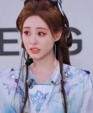 有谁看了这个节目吗？祝绪丹真的很惹人烦吗？看这张图还挺楚楚可怜的，好像在大众认知