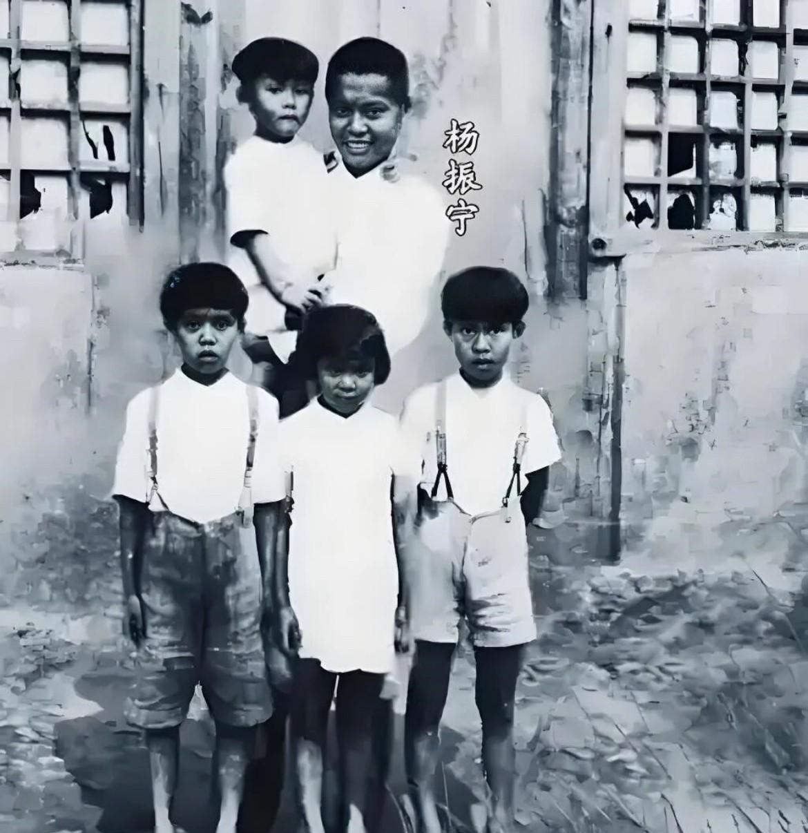 1938年秋，16岁的杨振宁以高二学历同等学力考取西南联大，开始了他一生受益的四