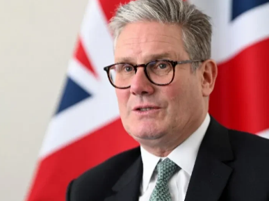 这次挺英国。“如果以色列不改变加沙地带的现状，英国将在9月前承认巴勒斯坦国。”这