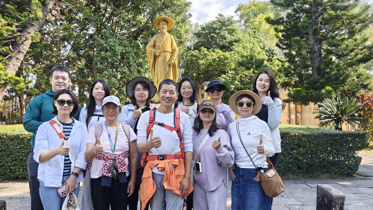 东坡先生，在儋州桄榔庵祝您生日快乐