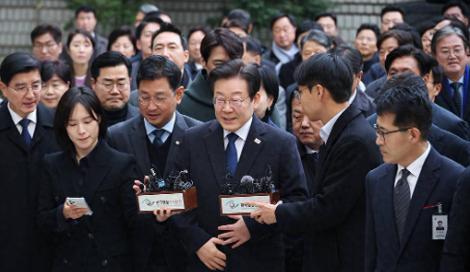 韩国大选出现新变数，网曝美国使出下流手段，不允许“亲华派”上台？韩国上下目瞪口呆