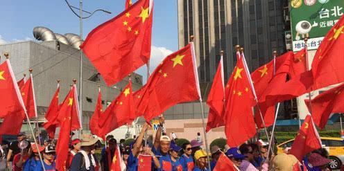 为何中国始终保持克制，不主动出击？是因为怕！怕压制不住汹涌的民意！中国已经展现了