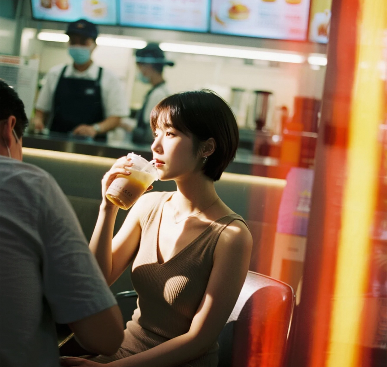 秋日奶茶时光机，小姐姐的甜蜜回忆